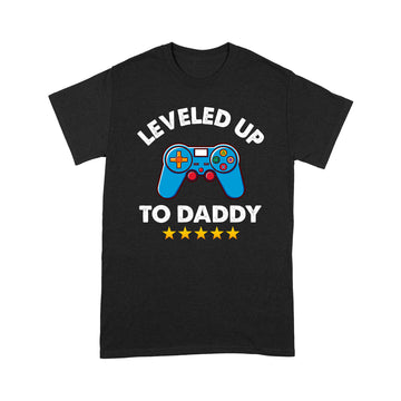 Leveled Up To Daddy 2023 Funny Soon To Be Dad 2023 T-Shirt - Standard T-Shirt